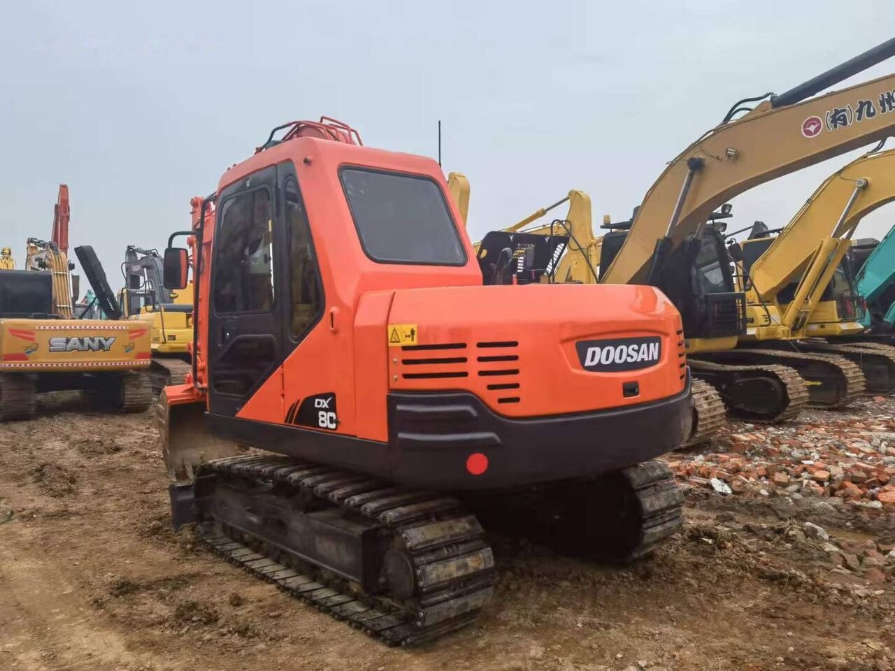 Doosan DX80 - Гусеничный экскаватор: фото 5 Doosan DX80 - Гусеничный экскаватор: фото 5