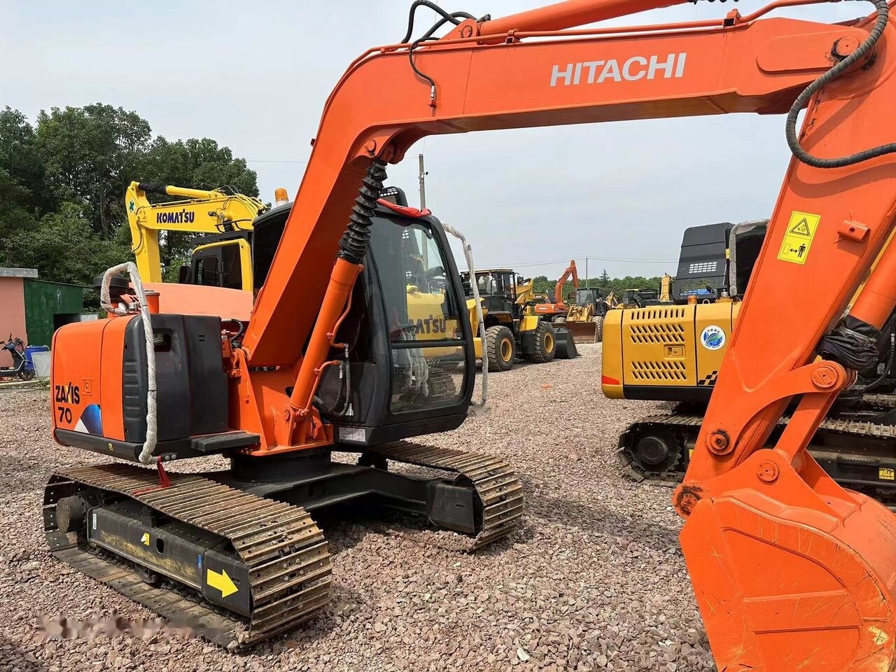 Hitachi ZX70 - Мини-экскаватор: фото 5 Hitachi ZX70 - Мини-экскаватор: фото 5