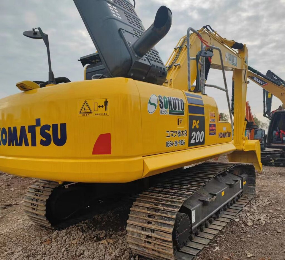 Komatsu PC200-8 - Гусеничный экскаватор: фото 1 Komatsu PC200-8 - Гусеничный экскаватор: фото 1