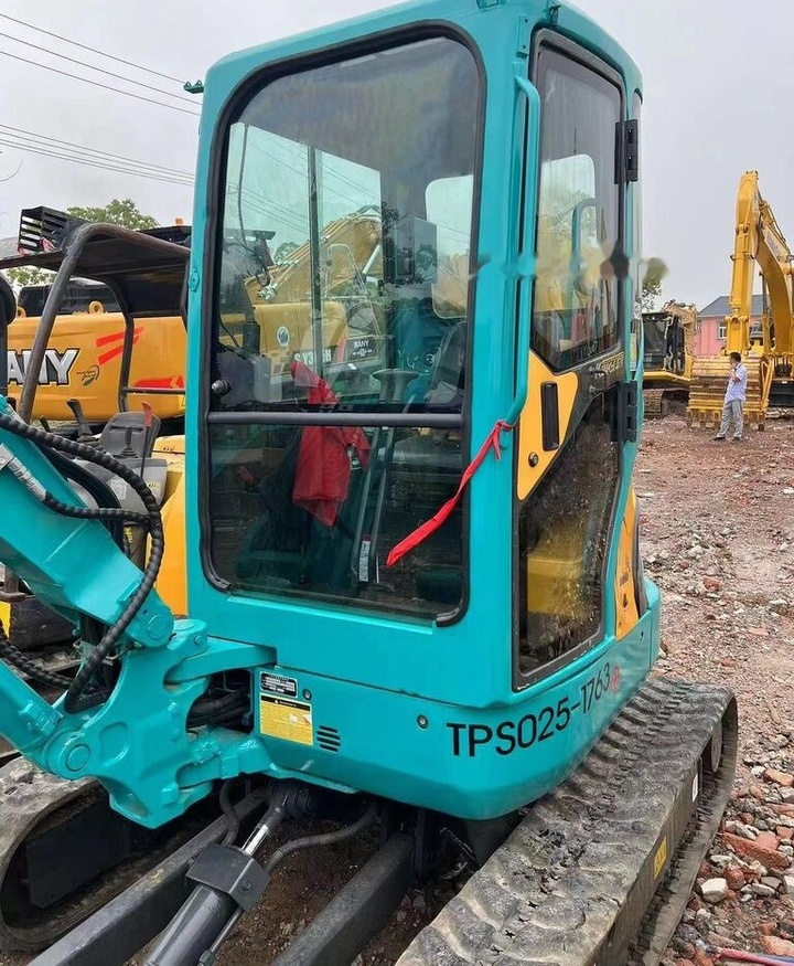 Kubota KX135 - Мини-экскаватор: фото 1 Kubota KX135 - Мини-экскаватор: фото 1