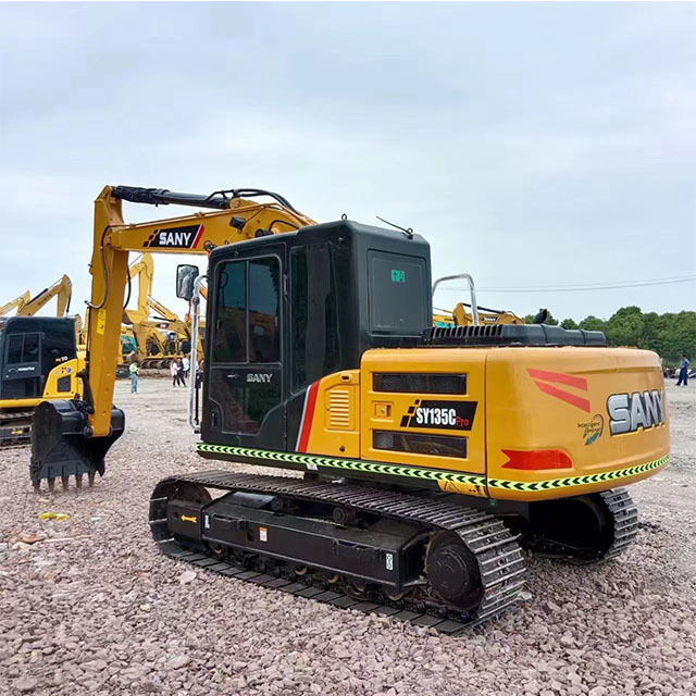 Sany SY135C - Гусеничный экскаватор: фото 2 Sany SY135C - Гусеничный экскаватор: фото 2