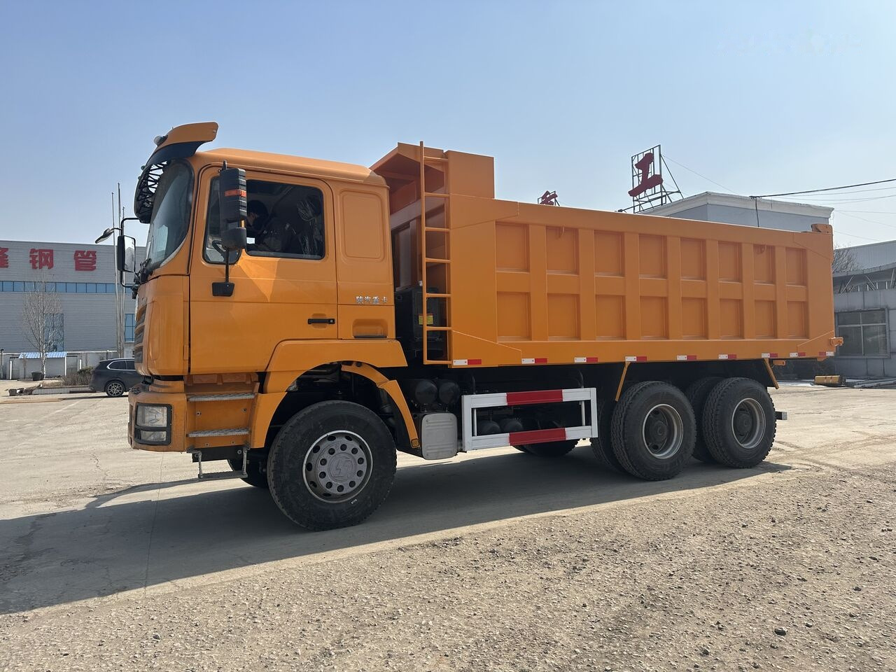Shacman F3000 - Самосвал: фото 1 Shacman F3000 - Самосвал: фото 1
