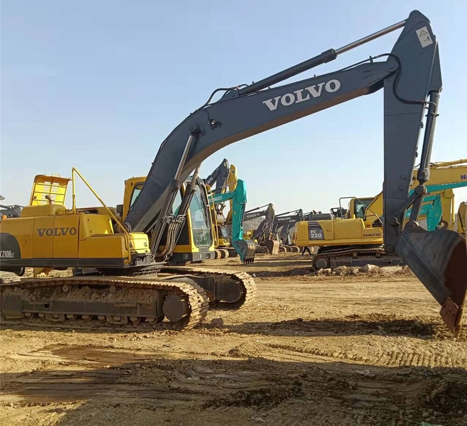Volvo EC210B - Гусеничный экскаватор: фото 4 Volvo EC210B - Гусеничный экскаватор: фото 4