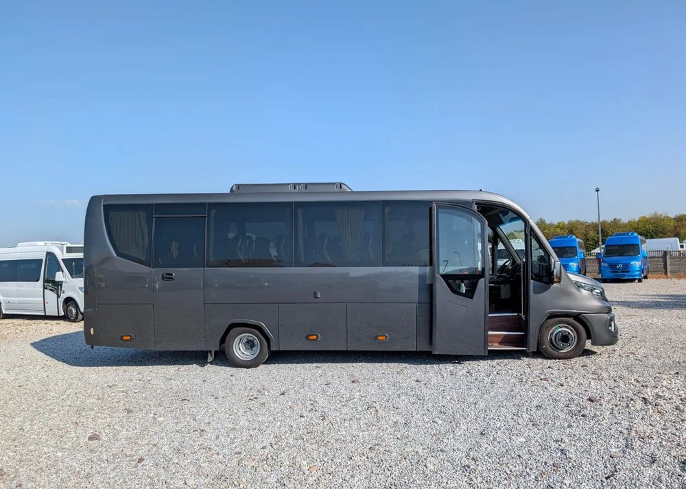 Iveco Daily 70C21 - Микроавтобус, Пассажирский фургон: фото 3 Iveco Daily 70C21 - Микроавтобус, Пассажирский фургон: фото 3