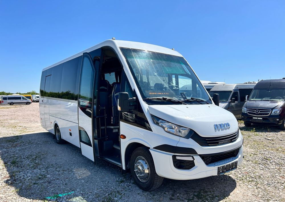 Iveco Daily - Микроавтобус, Пассажирский фургон: фото 1 Iveco Daily - Микроавтобус, Пассажирский фургон: фото 1