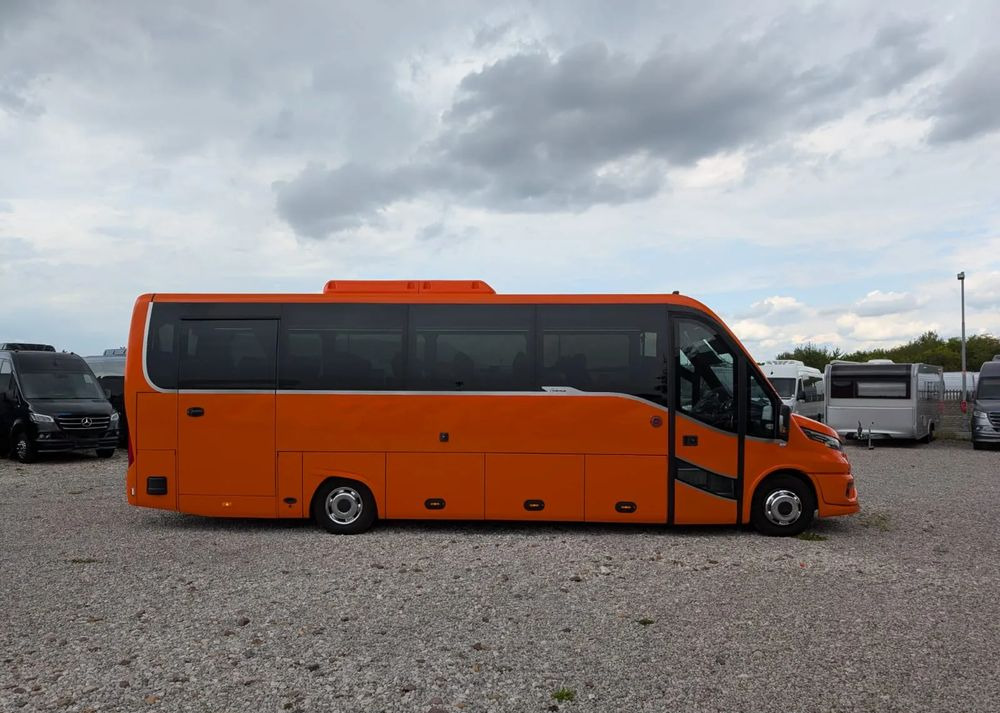 Iveco Daily - Микроавтобус, Пассажирский фургон: фото 4 Iveco Daily - Микроавтобус, Пассажирский фургон: фото 4