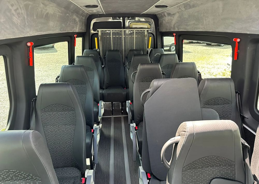 Новый Микроавтобус, Электробус MAN TGE: фото 10