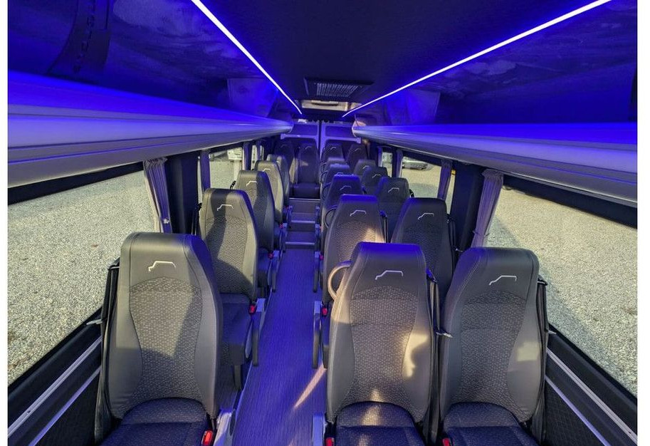 Микроавтобус, Пассажирский фургон Volkswagen Crafter: фото 17 Микроавтобус, Пассажирский фургон Volkswagen Crafter: фото 17