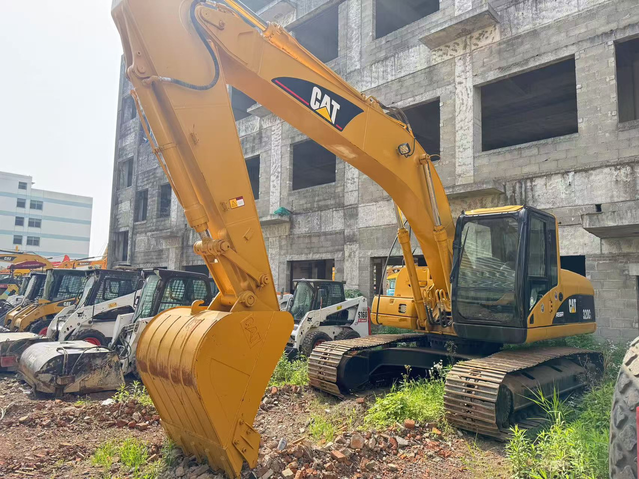 CATERPILLAR 320CL CAT - Гусеничный экскаватор: фото 1 CATERPILLAR 320CL CAT - Гусеничный экскаватор: фото 1