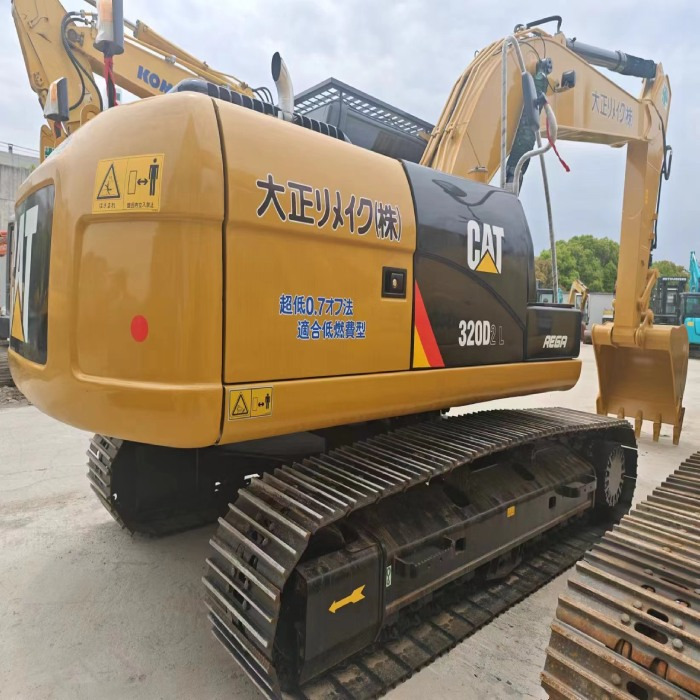 CATERPILLAR 320DL - Гусеничный экскаватор: фото 4 CATERPILLAR 320DL - Гусеничный экскаватор: фото 4