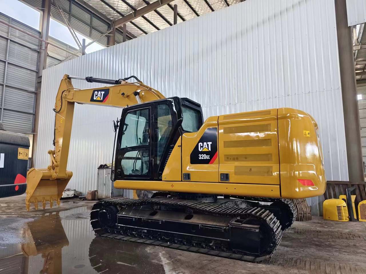 CATERPILLAR 320GC CAT 320 - Гусеничный экскаватор: фото 4 CATERPILLAR 320GC CAT 320 - Гусеничный экскаватор: фото 4