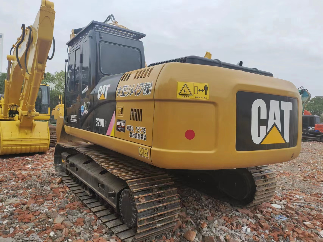 CATERPILLAR CAT 320D - Гусеничный экскаватор: фото 2 CATERPILLAR CAT 320D - Гусеничный экскаватор: фото 2