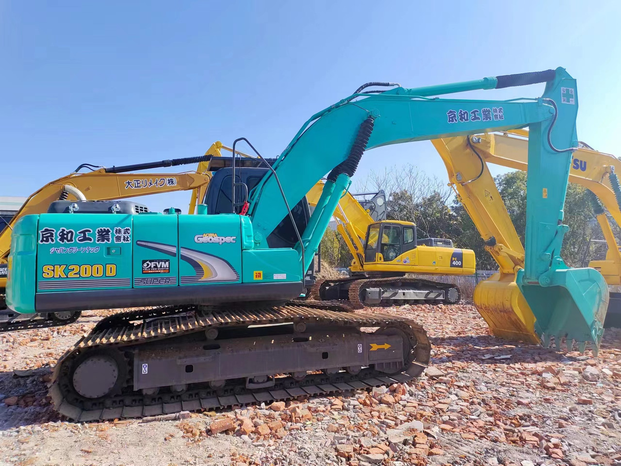 KOBELCO SK200D - Гусеничный экскаватор: фото 3 KOBELCO SK200D - Гусеничный экскаватор: фото 3