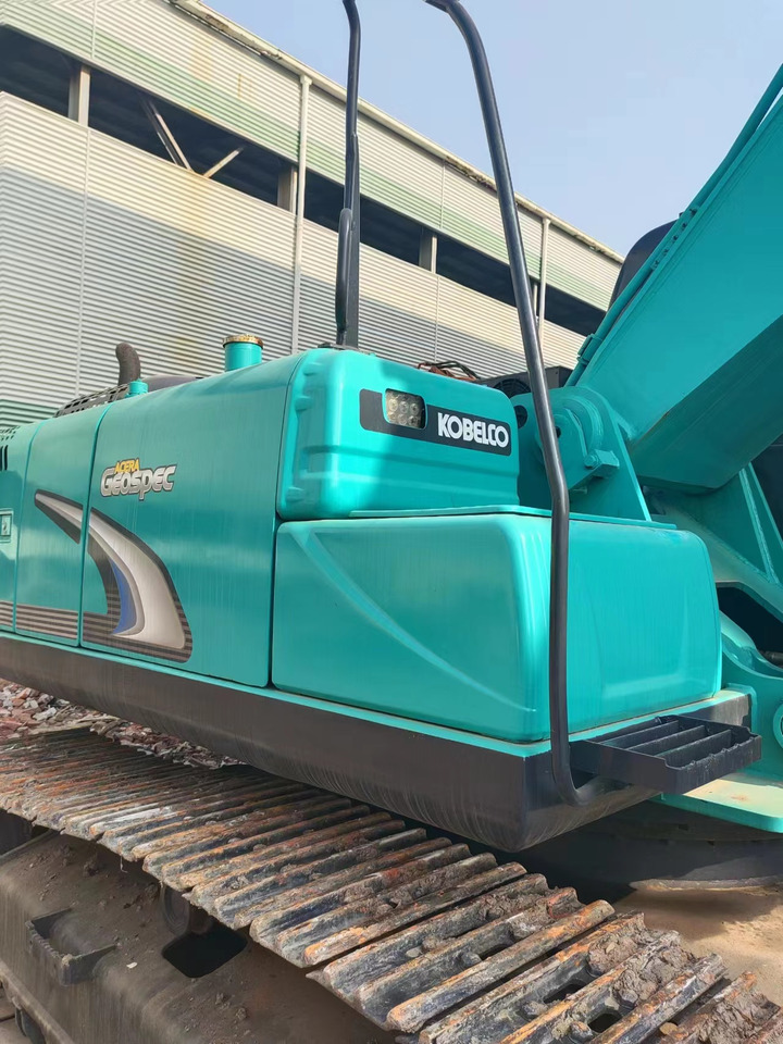 KOBELCO SK350LC-8 - Гусеничный экскаватор: фото 3 KOBELCO SK350LC-8 - Гусеничный экскаватор: фото 3