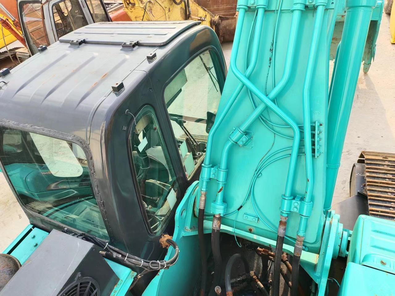 KOBELCO SK350LC-8 - Гусеничный экскаватор: фото 3 KOBELCO SK350LC-8 - Гусеничный экскаватор: фото 3