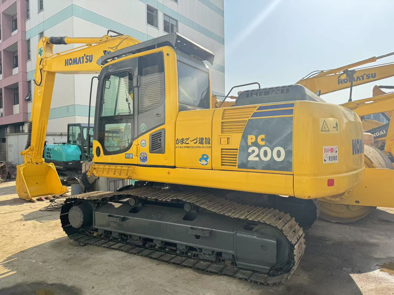 KOMATSU PC200-8 - Гусеничный экскаватор: фото 1 KOMATSU PC200-8 - Гусеничный экскаватор: фото 1
