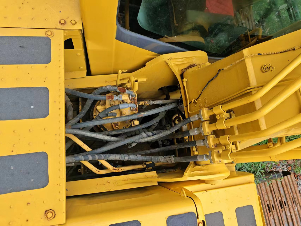 KOMATSU PC200-8 - Гусеничный экскаватор: фото 5 KOMATSU PC200-8 - Гусеничный экскаватор: фото 5