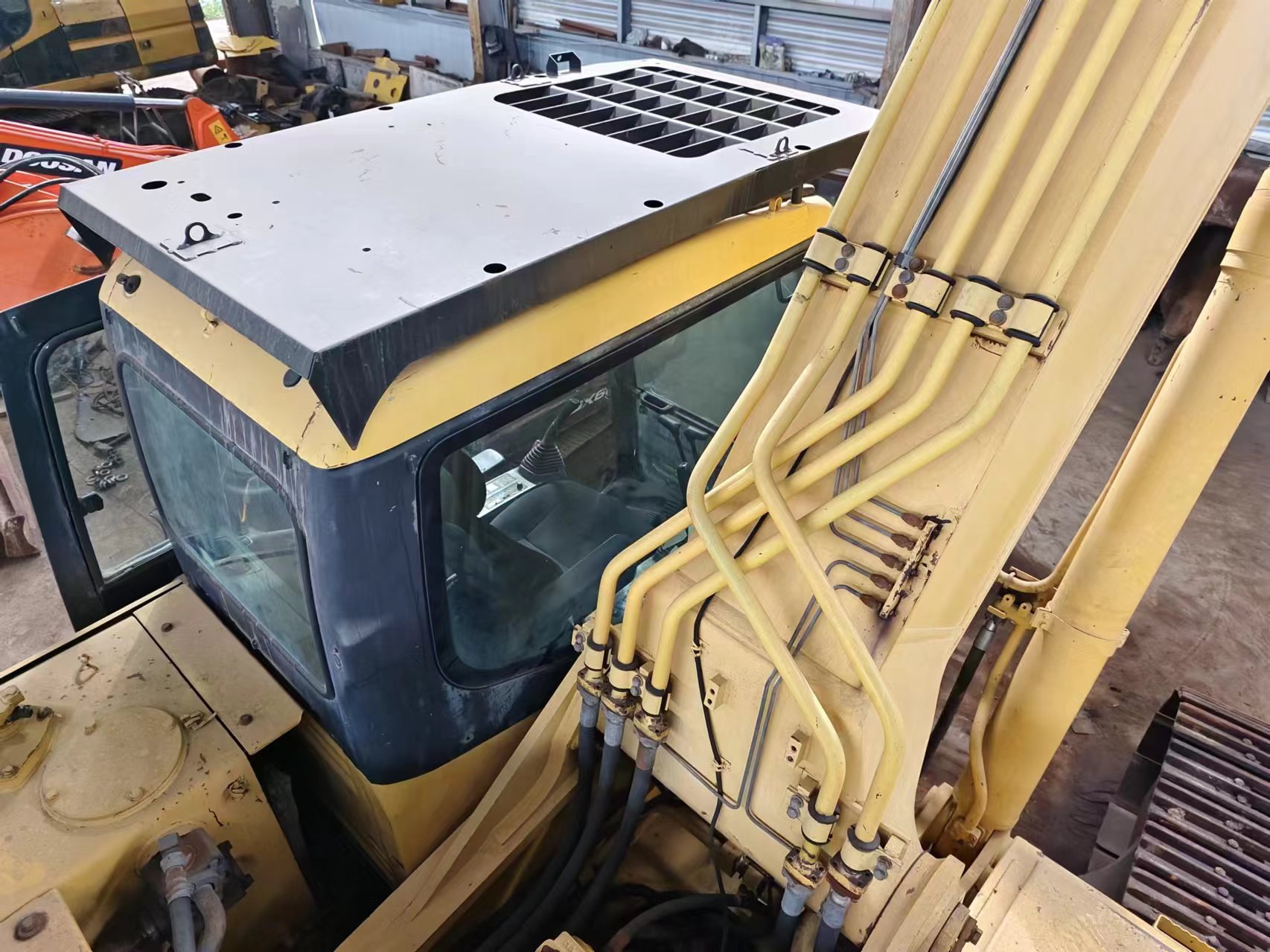 Гусеничный экскаватор KOMATSU PC400-7: фото 10