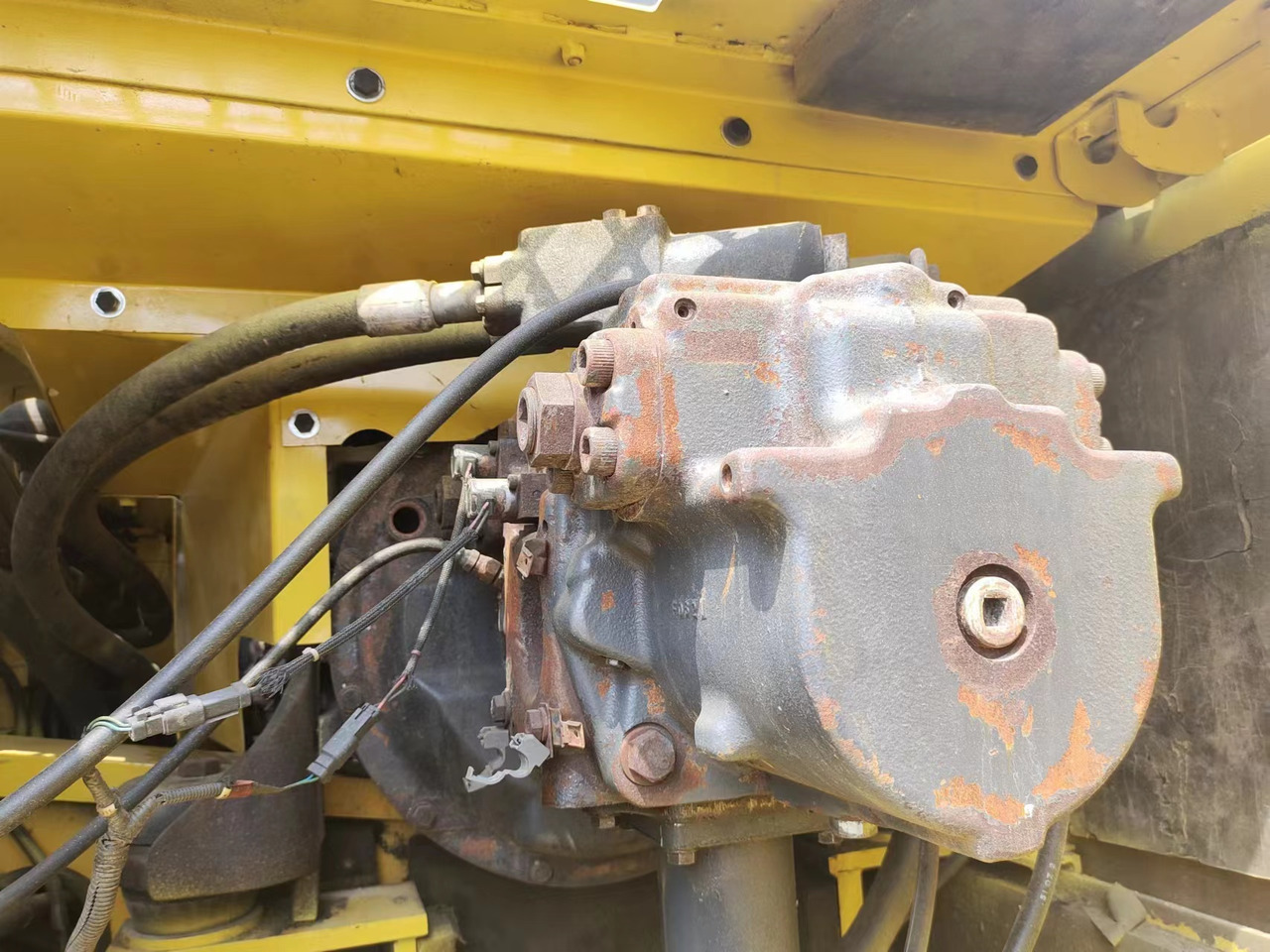 KOMATSU PC400-8R - Гусеничный экскаватор: фото 5 KOMATSU PC400-8R - Гусеничный экскаватор: фото 5