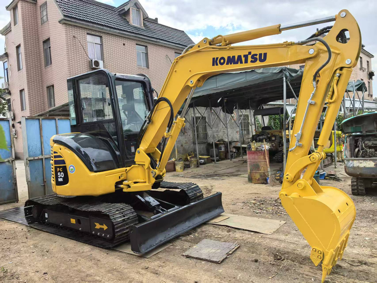 KOMATSU PC50MR - Мини-экскаватор: фото 2 KOMATSU PC50MR - Мини-экскаватор: фото 2