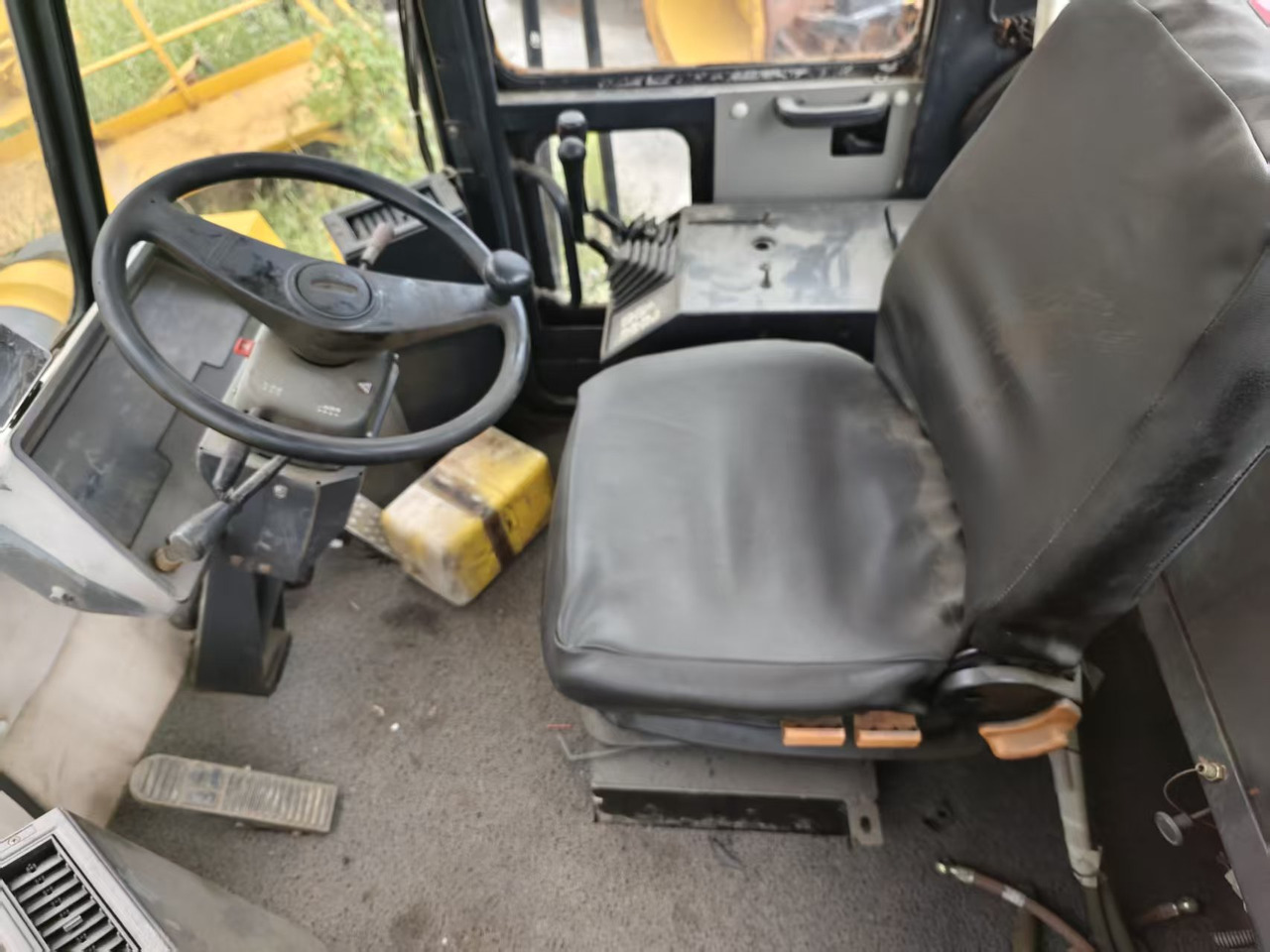 KOMATSU WA470 - Колёсный погрузчик: фото 5 KOMATSU WA470 - Колёсный погрузчик: фото 5