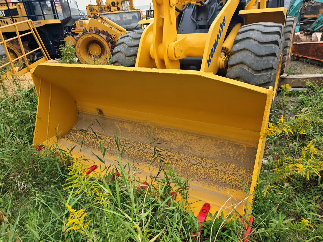 KOMATSU WA470 - Колёсный погрузчик: фото 3 KOMATSU WA470 - Колёсный погрузчик: фото 3