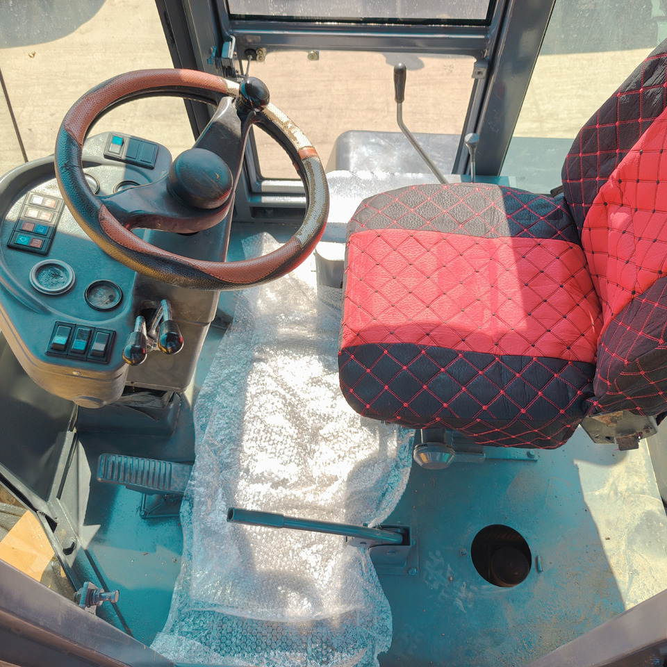 SDLG LGB680 - Экскаватор-погрузчик: фото 4 SDLG LGB680 - Экскаватор-погрузчик: фото 4