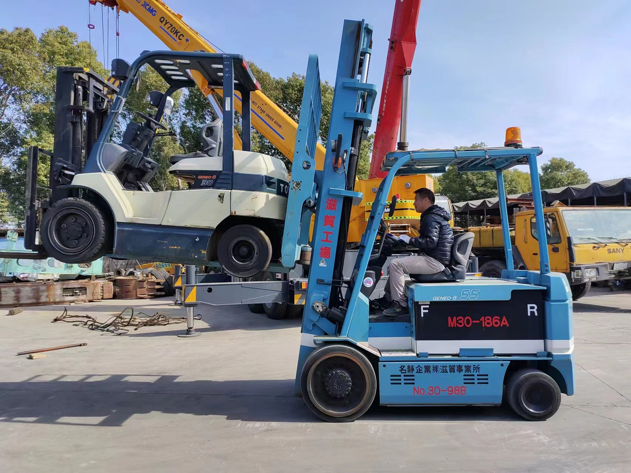 TOYOTA 7FBCU55 electric forklift from Japan original - Электропогрузчик: фото 3 TOYOTA 7FBCU55 electric forklift from Japan original - Электропогрузчик: фото 3
