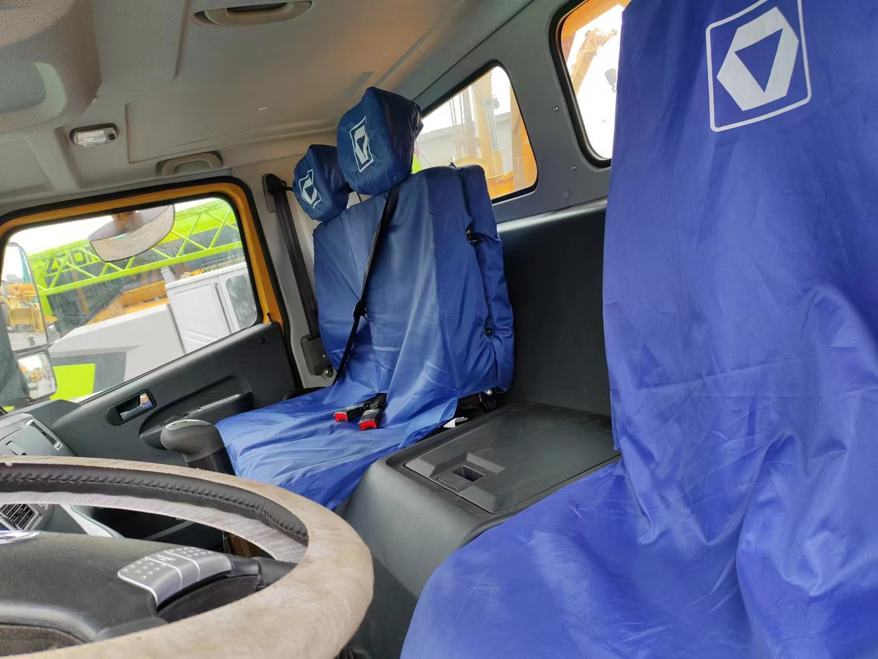 XCMG QY75KC QY75K truck crane 75tons - Мобильный кран: фото 5 XCMG QY75KC QY75K truck crane 75tons - Мобильный кран: фото 5