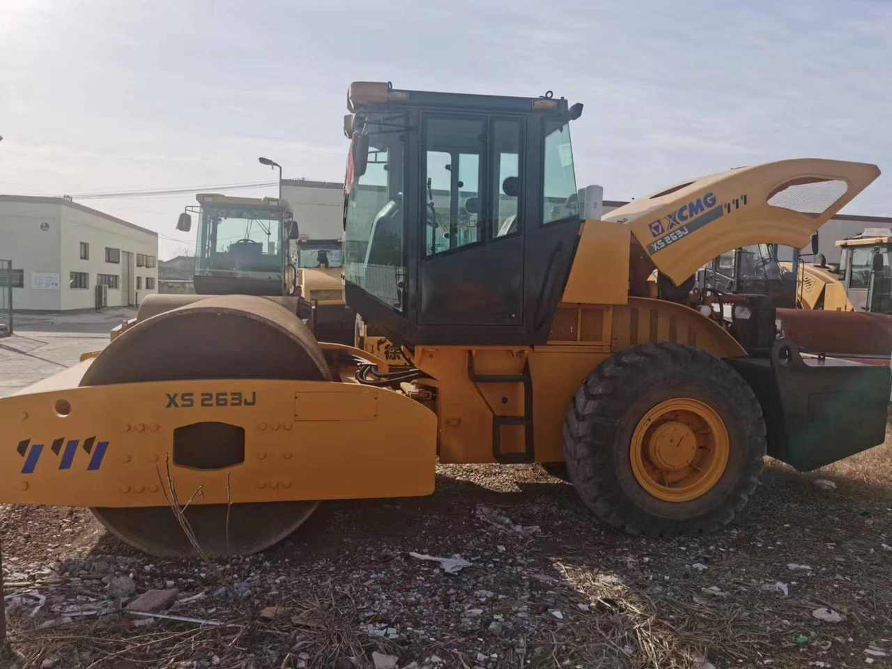 XCMG XS263J - Компактор: фото 5 XCMG XS263J - Компактор: фото 5