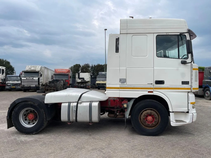 DAF XF 95.430 Tractor unit - Тягач: фото 4 DAF XF 95.430 Tractor unit - Тягач: фото 4