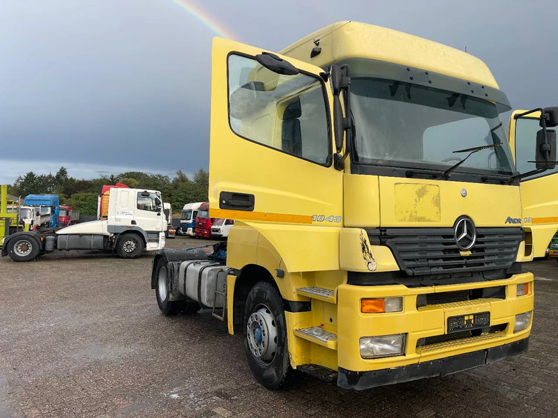 Mercedes-Benz Axor 1843 Tractor unit - Тягач: фото 1 Mercedes-Benz Axor 1843 Tractor unit - Тягач: фото 1