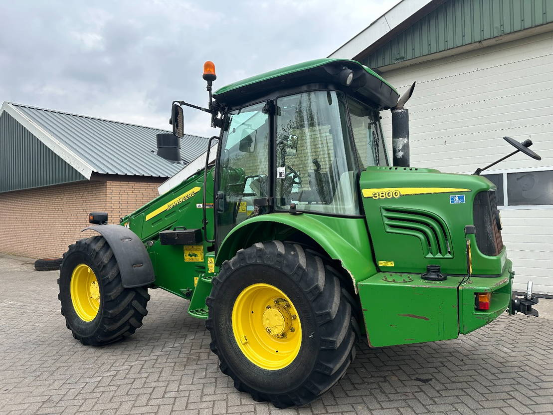 John Deere 3800 - Телескопический фронтальный погрузчик: фото 4 John Deere 3800 - Телескопический фронтальный погрузчик: фото 4
