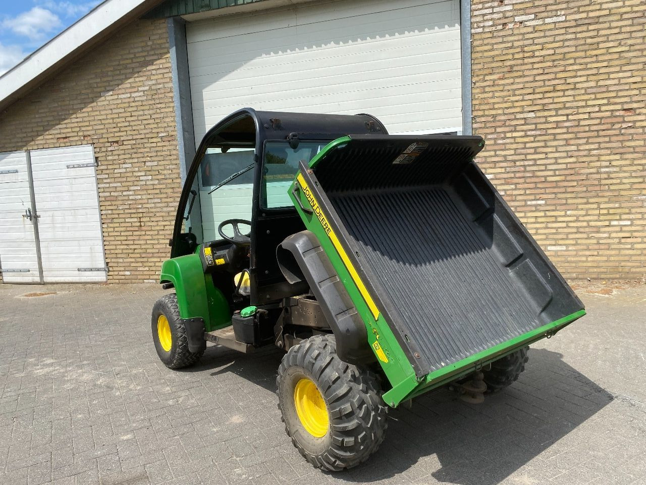 John Deere HPX 4X4 - Квадроцикл: фото 2 John Deere HPX 4X4 - Квадроцикл: фото 2