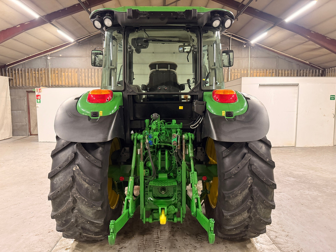 John Deere 6100MC 40 km/t - Другая техника: фото 4 John Deere 6100MC 40 km/t - Другая техника: фото 4