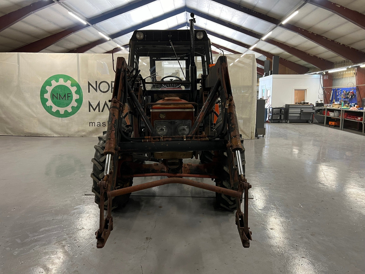 Zetor 7045 (Redusert moms) - Трактор: фото 4 Zetor 7045 (Redusert moms) - Трактор: фото 4