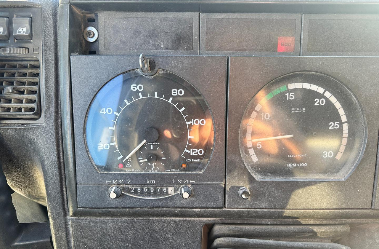 Betonpompa CIFA Iveco Trakker 410E44 - Автобетононасос-смеситель: фото 5 Betonpompa CIFA Iveco Trakker 410E44 - Автобетононасос-смеситель: фото 5