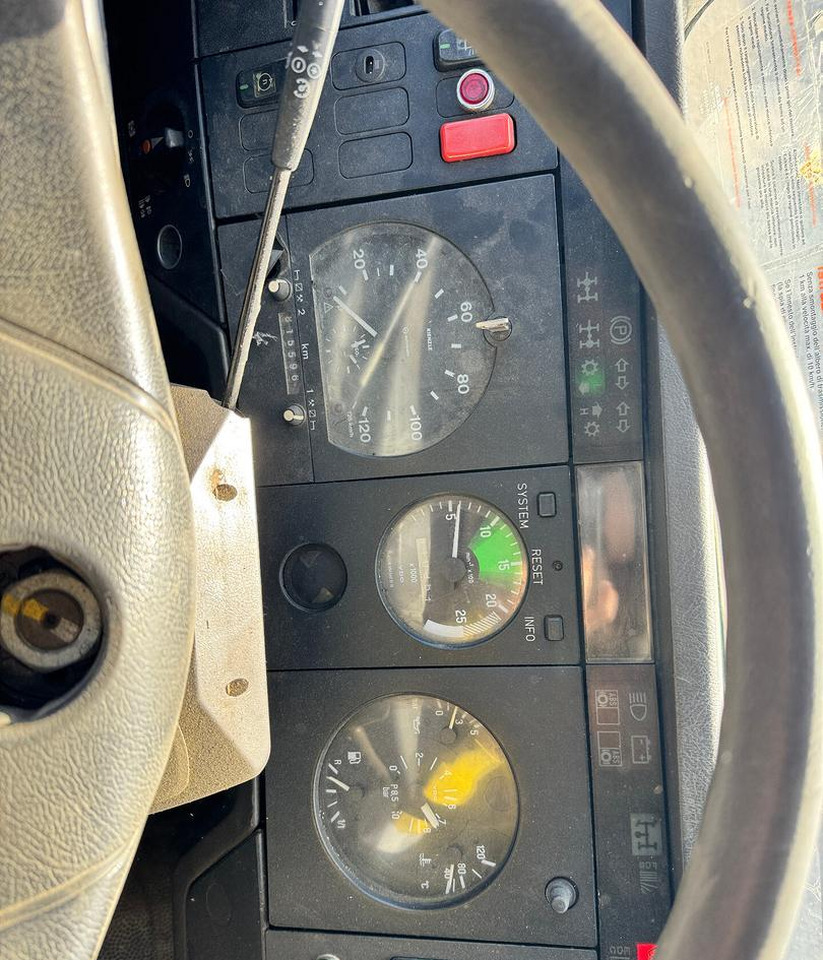 Mercedes Benz SK 2644 ( 6X4 ) V8 - Самосвал: фото 5 Mercedes Benz SK 2644 ( 6X4 ) V8 - Самосвал: фото 5