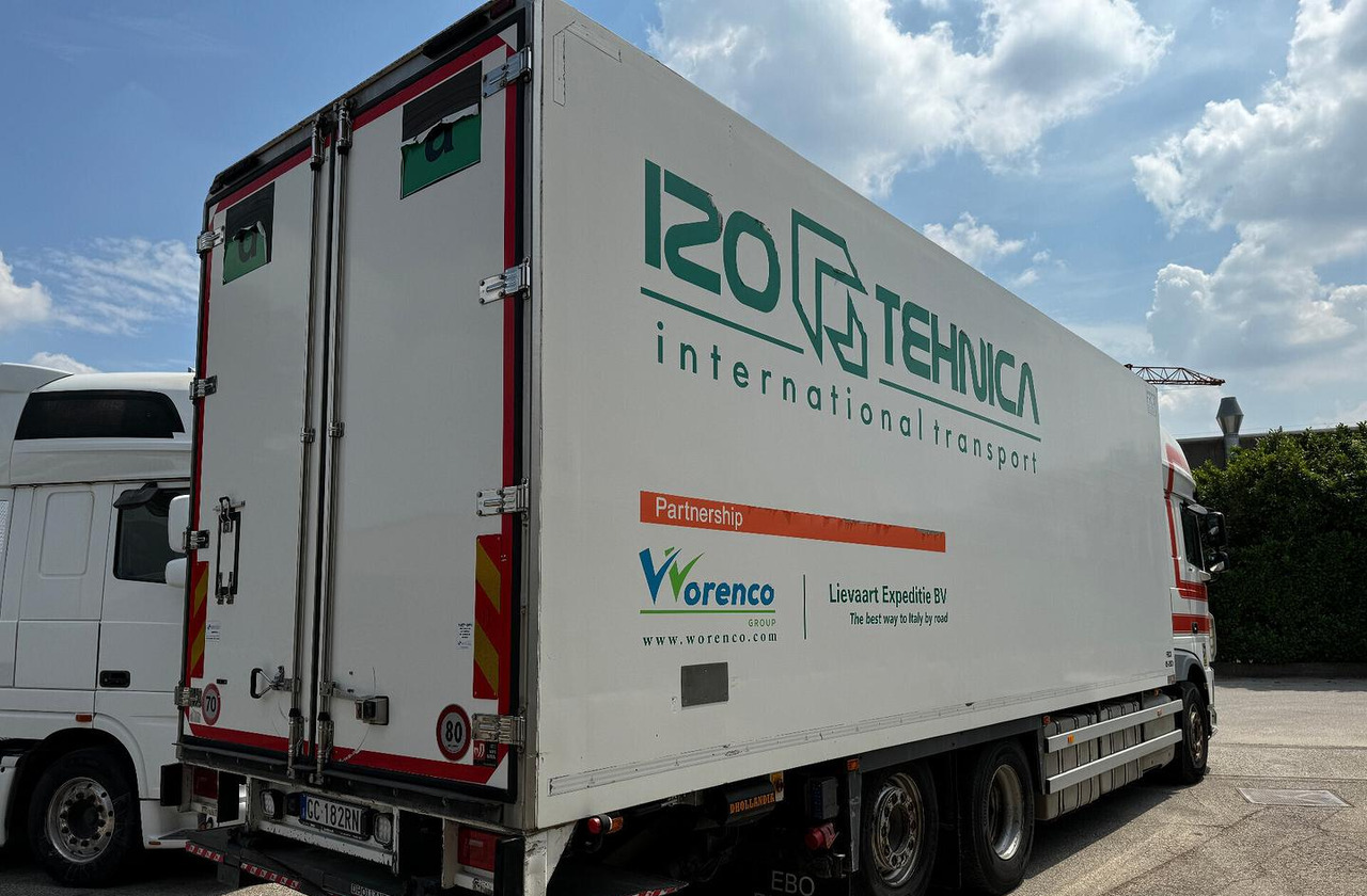 Motrice frigo DAF XF 105.460 con Sponda - Грузовик с закрытым кузовом: фото 5 Motrice frigo DAF XF 105.460 con Sponda - Грузовик с закрытым кузовом: фото 5