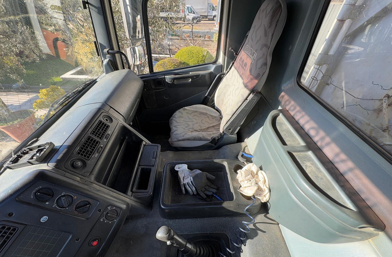 Ribaltabile DAF 85 CF 430 - anno 1999 - Самосвал: фото 5 Ribaltabile DAF 85 CF 430 - anno 1999 - Самосвал: фото 5