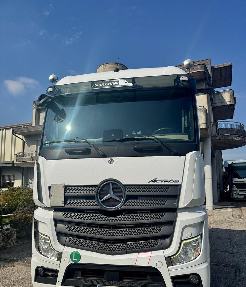 Mercedes Benz Actros 1848 - 2020 - Тягач: фото 4 Mercedes Benz Actros 1848 - 2020 - Тягач: фото 4