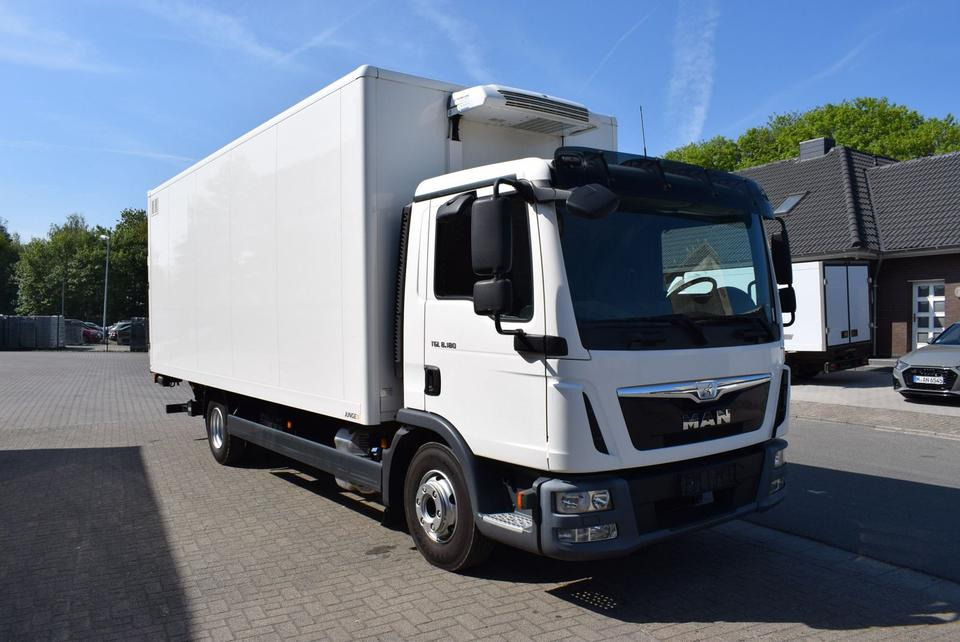 Грузовик с закрытым кузовом MAN TGL 8.180 Koffer 6,20mLBW 1000KG Klima: фото 10
