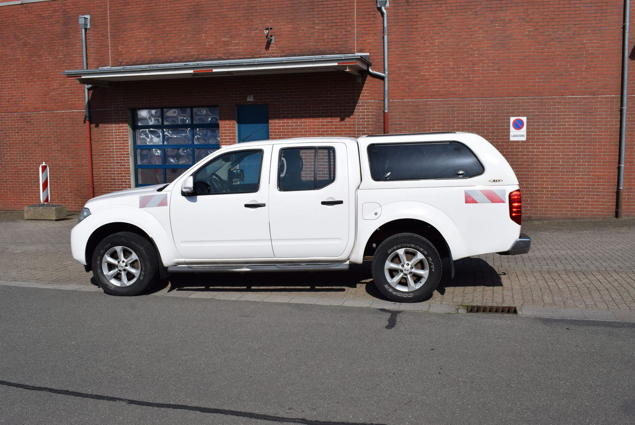 Nissan Navara Double Cab SE 4x4 Automatik Hardtop AHK - Внедорожник: фото 2 Nissan Navara Double Cab SE 4x4 Automatik Hardtop AHK - Внедорожник: фото 2