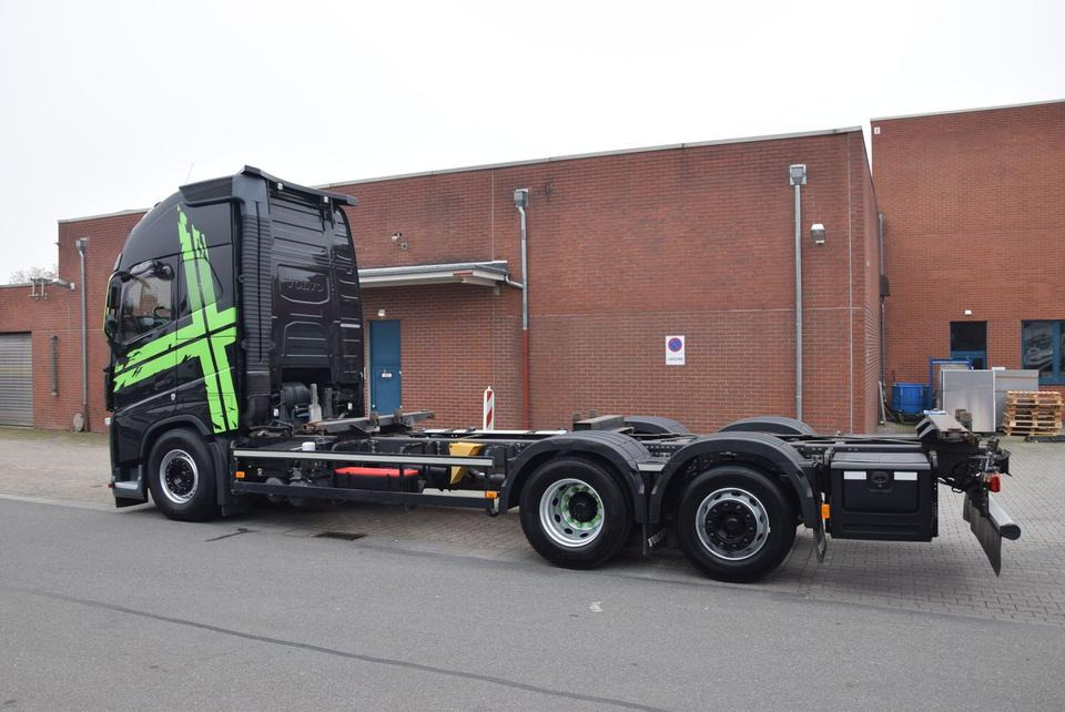Volvo FH 460 Fahrschule 3-AchsRetarder ACC 4-Sitze - Грузовик-контейнеровоз/ Сменный кузов: фото 4 Volvo FH 460 Fahrschule 3-AchsRetarder ACC 4-Sitze - Грузовик-контейнеровоз/ Сменный кузов: фото 4