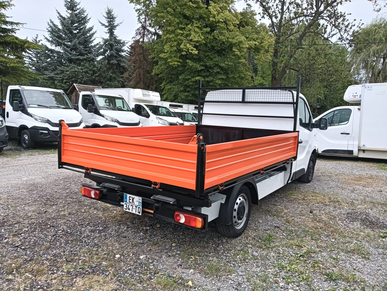 RENAULT TRAFIC WYWROTKA KIPER Z NAJAZDAMI NR 840 - Малотоннажный самосвал: фото 3 RENAULT TRAFIC WYWROTKA KIPER Z NAJAZDAMI NR 840 - Малотоннажный самосвал: фото 3