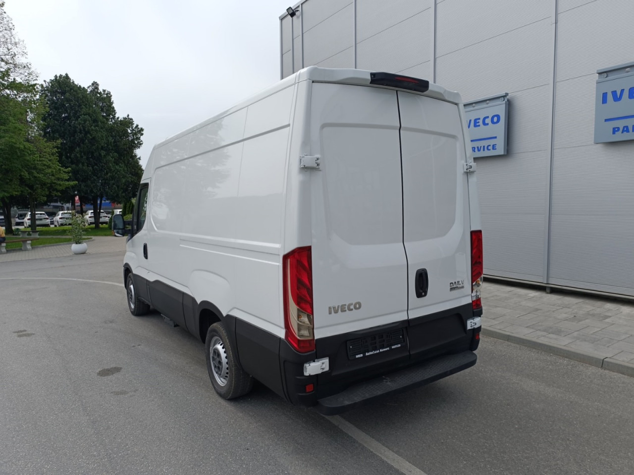 Цельнометаллический фургон IVECO Daily 35S14N 12m3: фото 9 Цельнометаллический фургон IVECO Daily 35S14N 12m3: фото 9