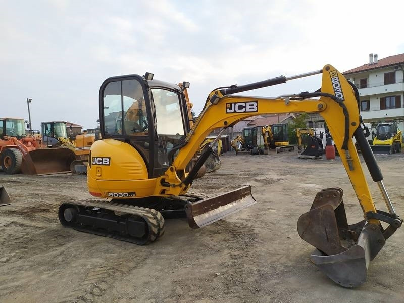JCB 8030 ZTS - Мини-экскаватор: фото 5 JCB 8030 ZTS - Мини-экскаватор: фото 5