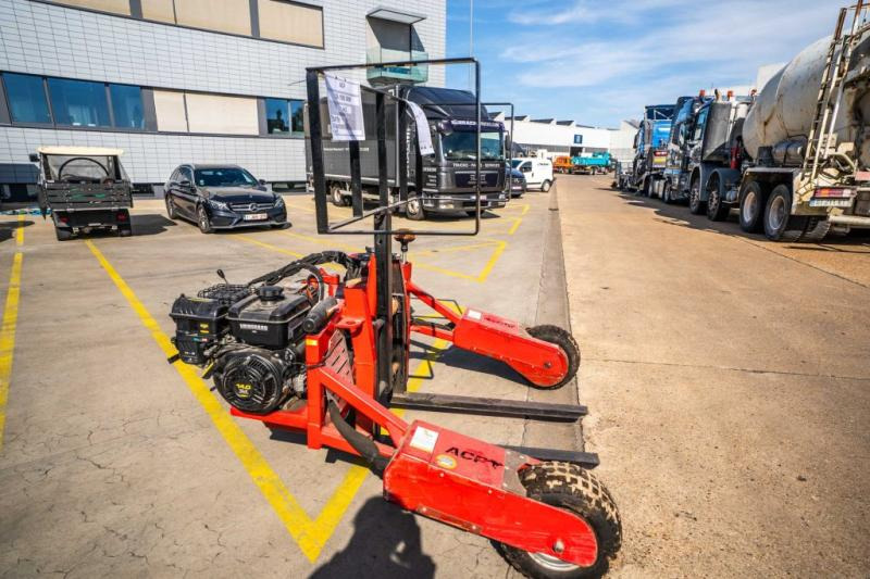ACP Transpalette tout terrain-TA 1500 3RM - Складская техника: фото 4 ACP Transpalette tout terrain-TA 1500 3RM - Складская техника: фото 4