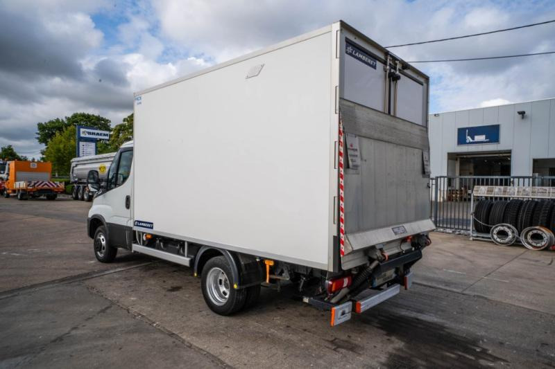 Iveco DAILY 35C180 HI MATIC+CARRIER XERIOS 5+ DHOLLANDIA - Фургон-рефрижератор: фото 5 Iveco DAILY 35C180 HI MATIC+CARRIER XERIOS 5+ DHOLLANDIA - Фургон-рефрижератор: фото 5