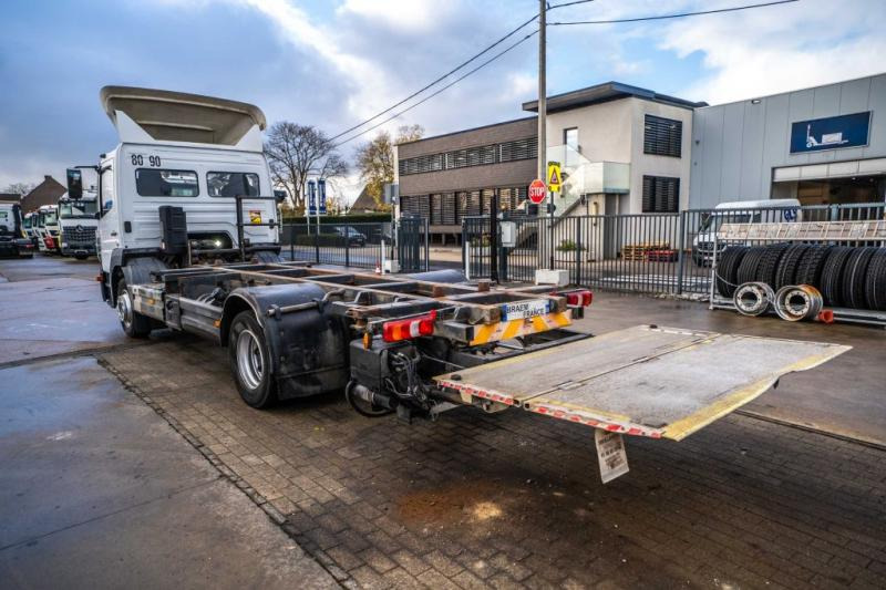 Mercedes ATEGO 1224 // HAYON DHOLLANDIA - Грузовик-контейнеровоз/ Сменный кузов: фото 5 Mercedes ATEGO 1224 // HAYON DHOLLANDIA - Грузовик-контейнеровоз/ Сменный кузов: фото 5